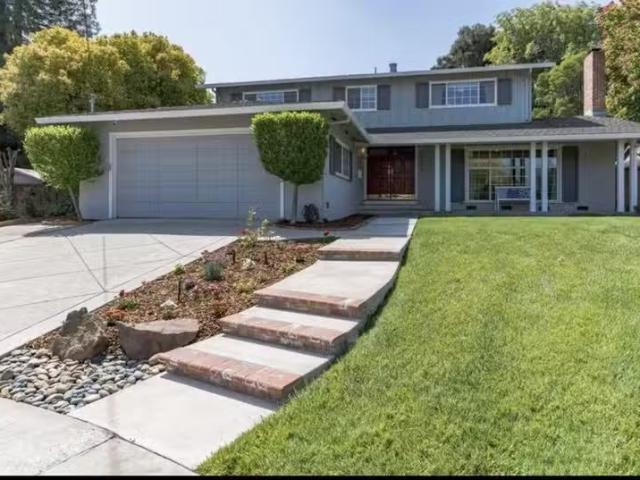 House for rent in Hayward