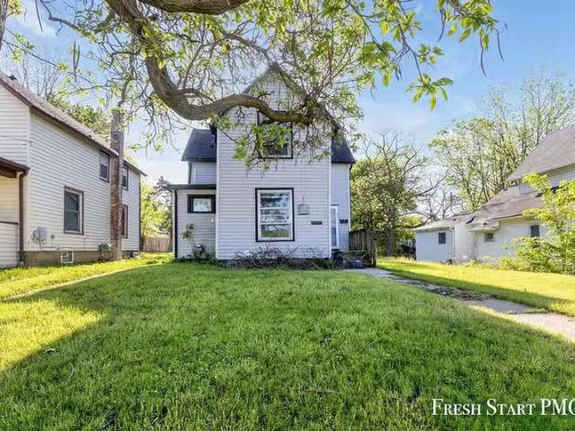 House for rent in Lansing