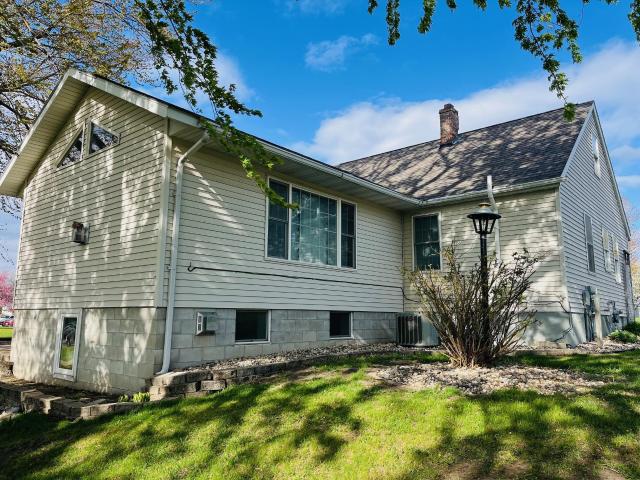 House for sale in Dawson, Minnesota