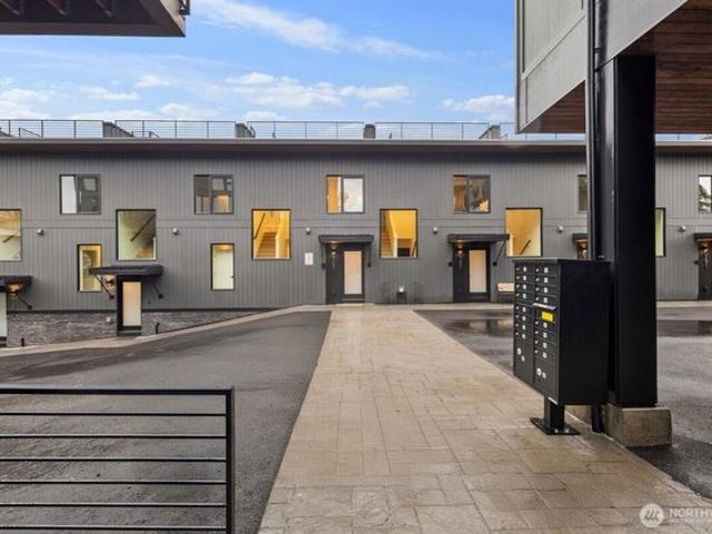 Townhouse for sale in Edmonds, Washington