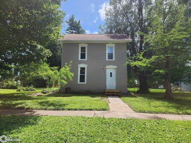 House for sale in Gladbrook, Iowa