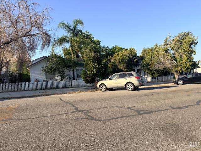 House for sale in Taft, California