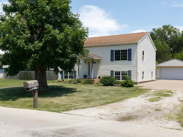 House for sale in Colona, Illinois