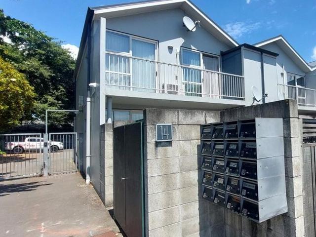Apartment for rent in Addington, Canterbury