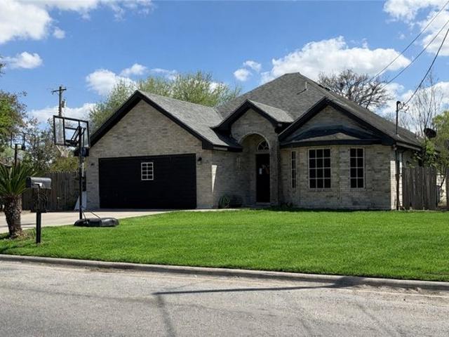 House for sale in Alice, Texas