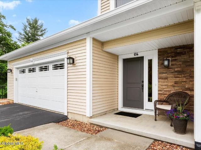Condo for sale in Schenectady