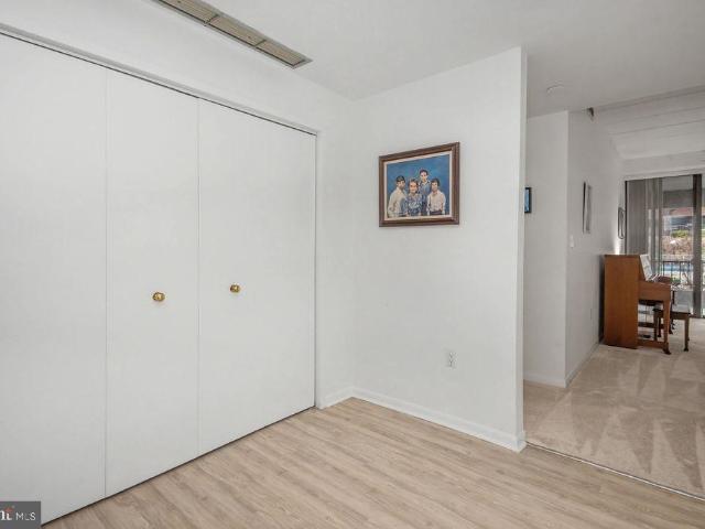Condo for sale in Delaware