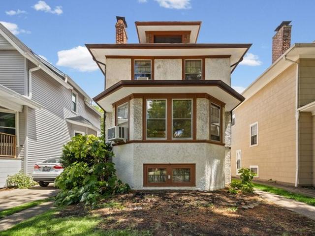 House for sale in Oak Park, Illinois