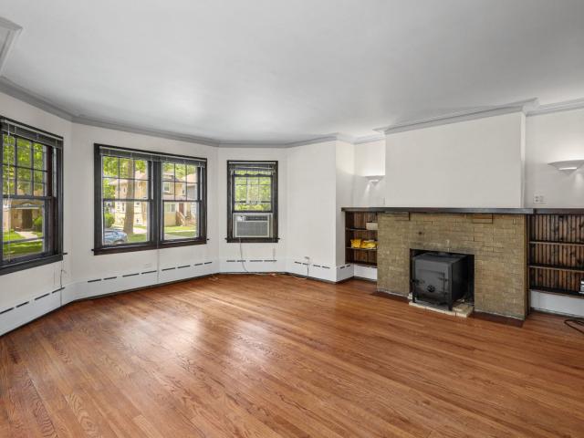 House for sale in Oak Park, Illinois