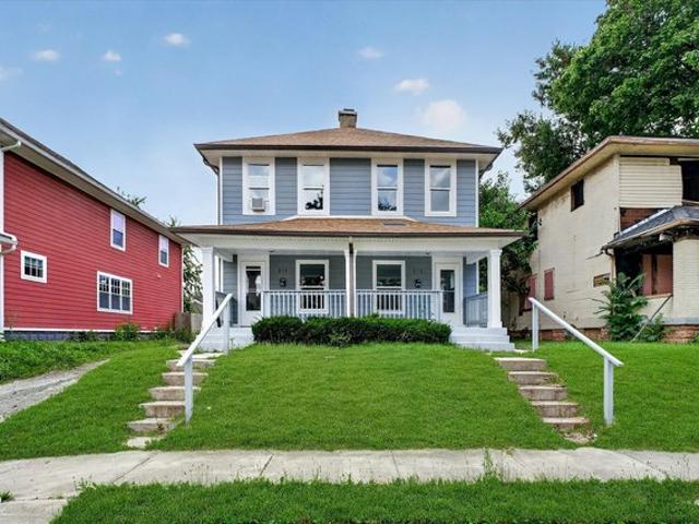 House for sale in Near Eastside, Camby