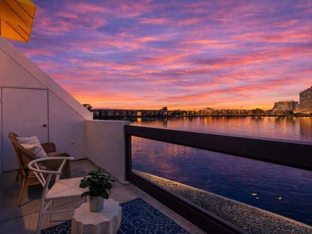 Condo for sale in San Mateo, California