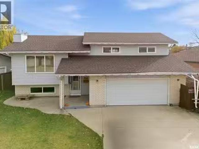House for sale in Saskatoon, Saskatchewan