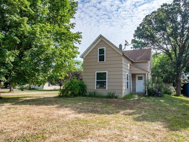 House for sale in Fergus Falls, Minnesota
