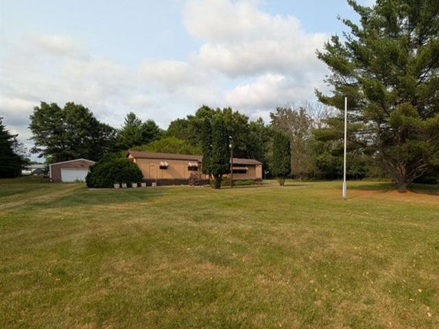 House for sale in Redgranite, Wisconsin