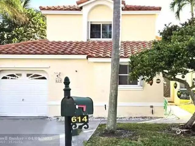 House for sale in Hollywood House for sale in Hollywood