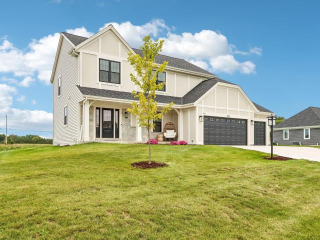 House for sale in Dousman, Waukesha County