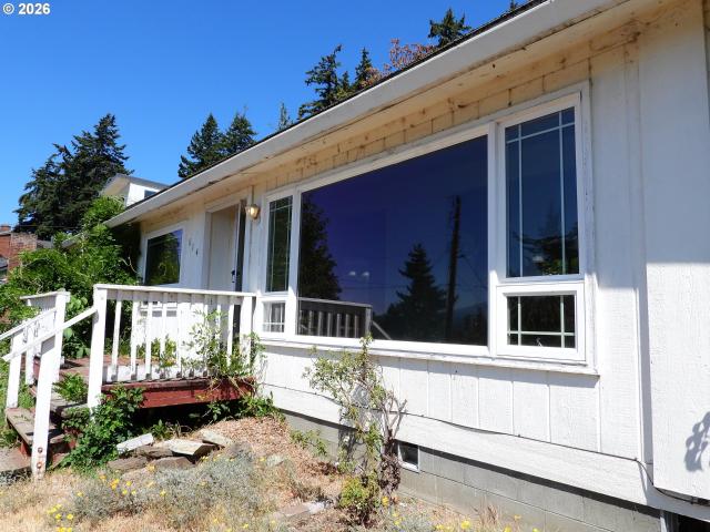 House for sale in White Salmon, Washington