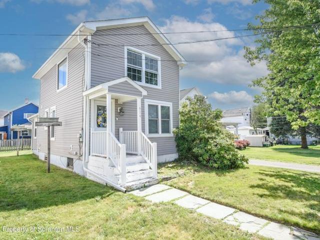 House for sale in Blakely, Pennsylvania