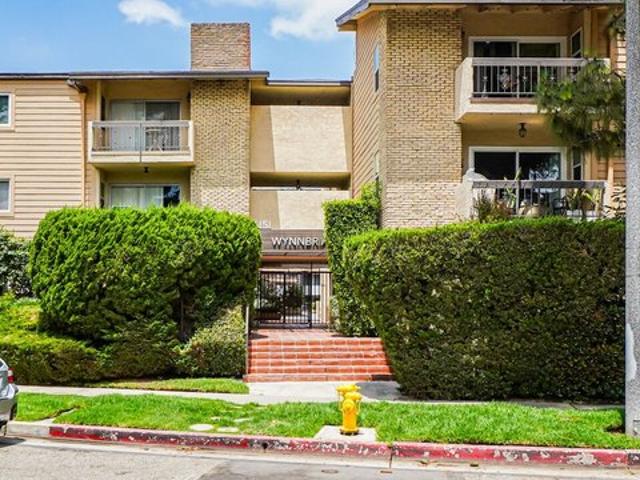 Condo for sale in Culver City, California