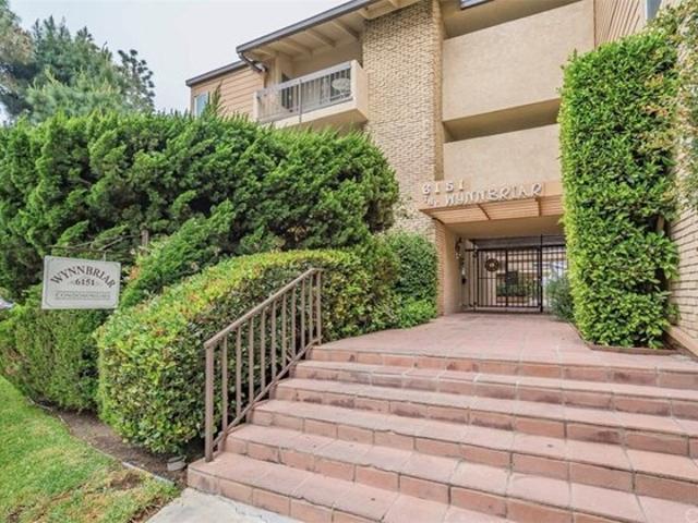 Condo for sale in Culver City, California