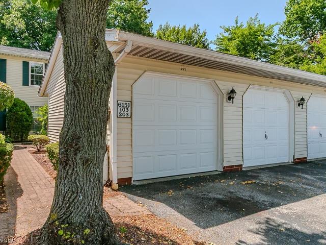 Condo for sale in Mentor, Ohio