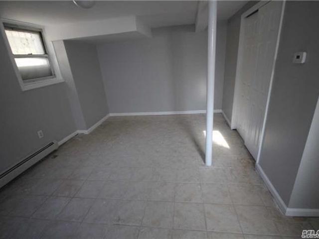 House for sale in Queens County, New York