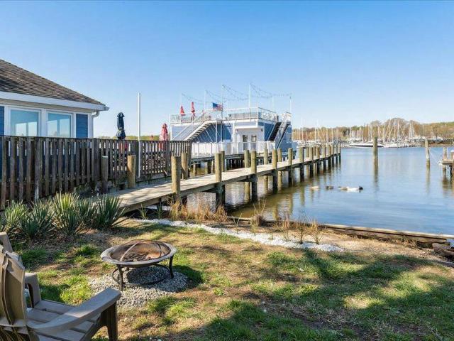 House for sale in Deale