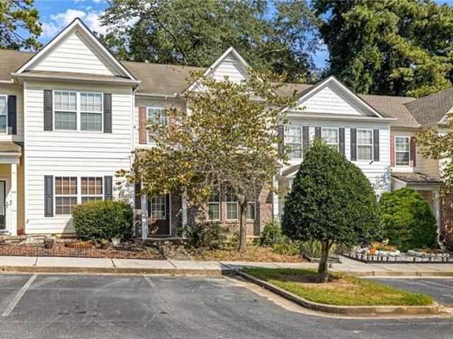 Townhouse for sale in Union City, Georgia