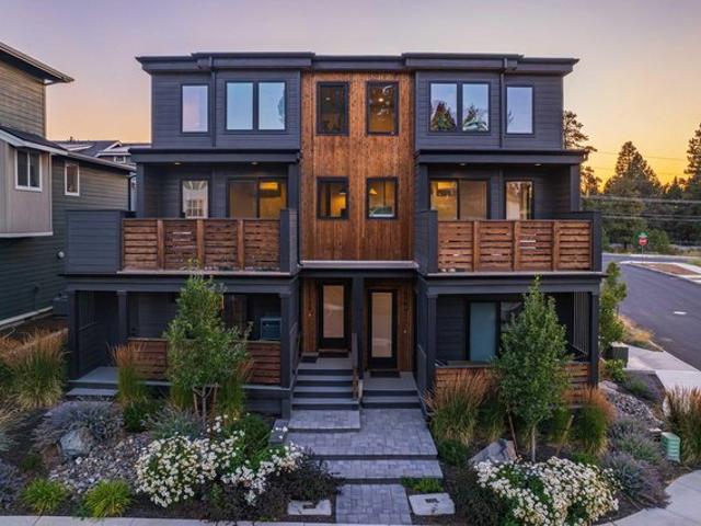 Townhouse for sale in Oregonia