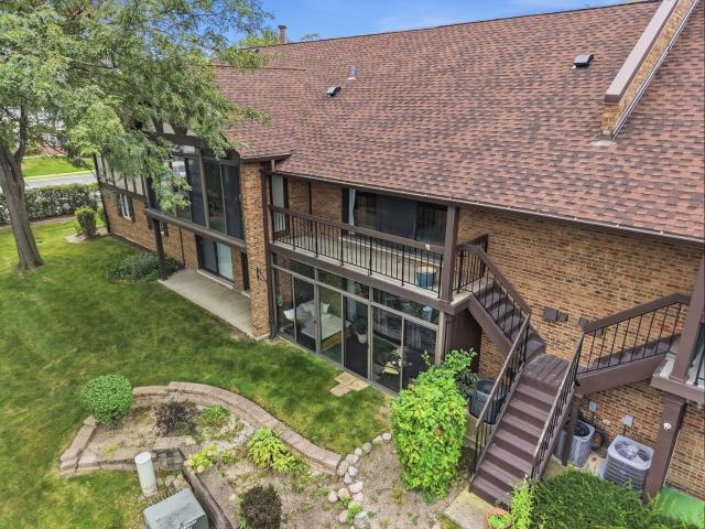 Condo for sale in Willowbrook, DuPage County