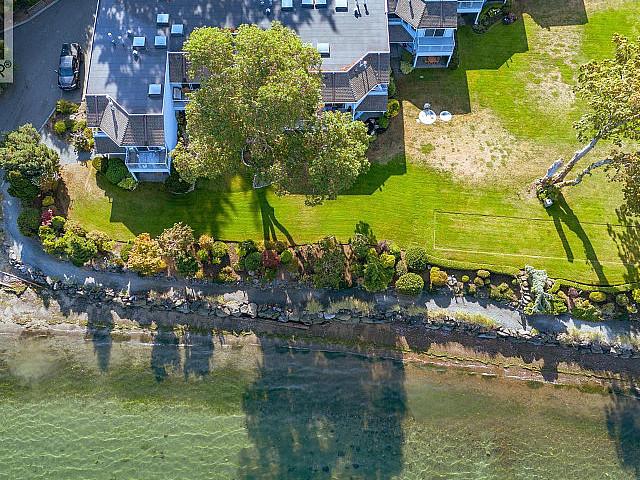 Condo for sale in British Columbia