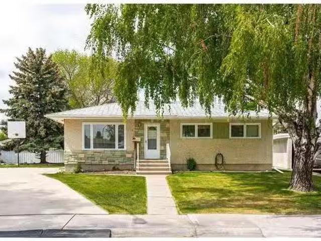 House for sale in Lethbridge, Alberta