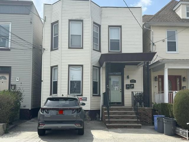 House for sale in Hudson, New Jersey
