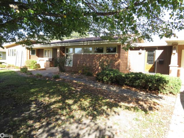House for sale in Clarion, Story County