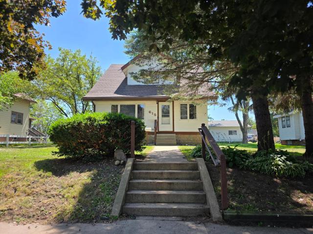 House for sale in Kenyon, Minnesota