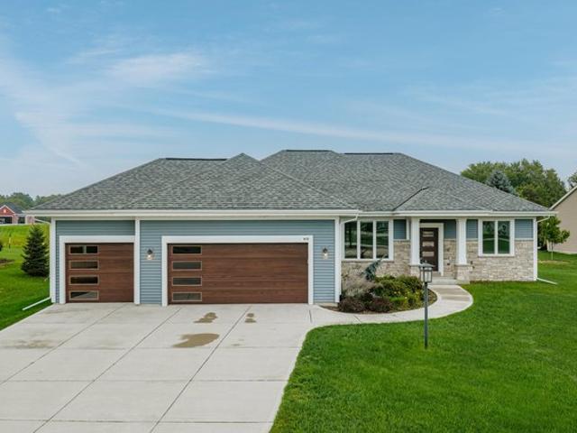 House for sale in Dousman, Wisconsin