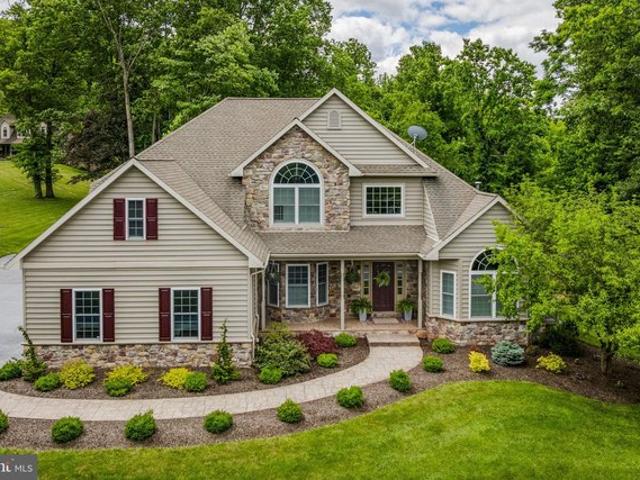 House for sale in Denver, Pennsylvania