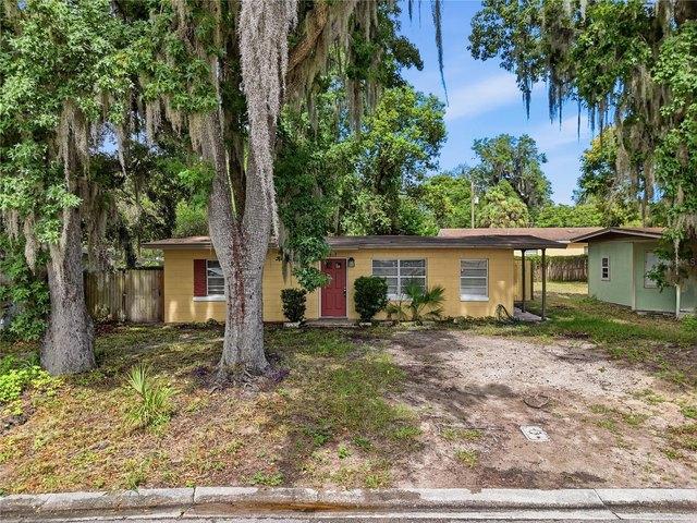House for sale in Eustis, Lake County