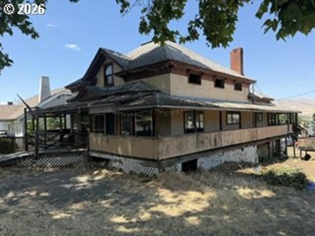 House for sale in Oregonia