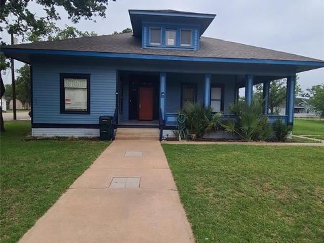 House for sale in Giddings, Texas