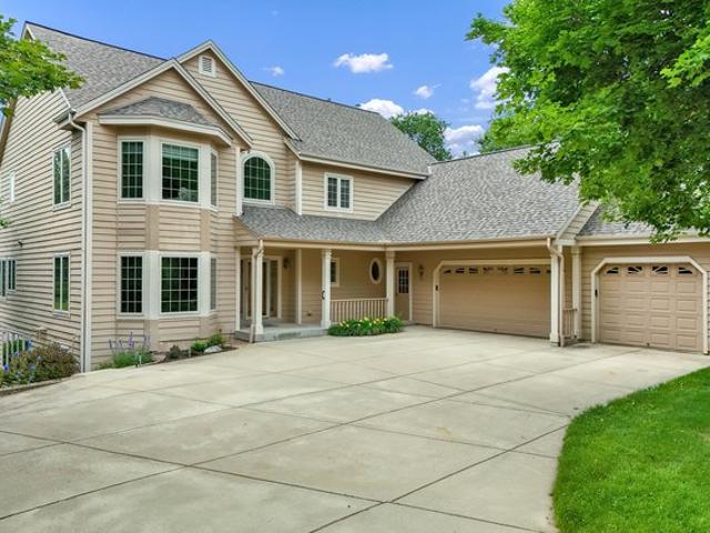 House for sale in Hubertus, Wisconsin