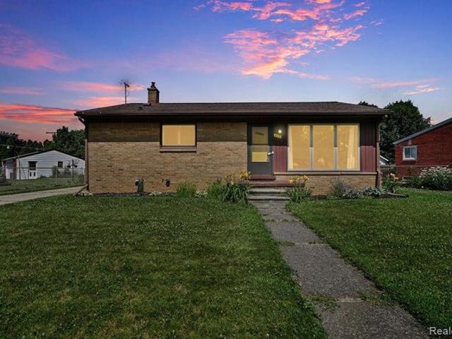 House for sale in Lapeer, Lapeer County