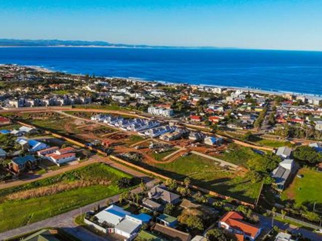 Land for sale in Cape St Francis, Eastern Cape