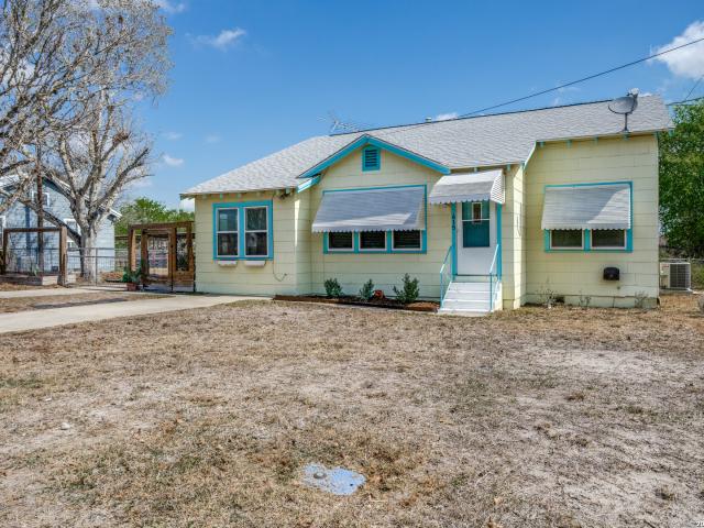 House for sale in Karnes City, Texas