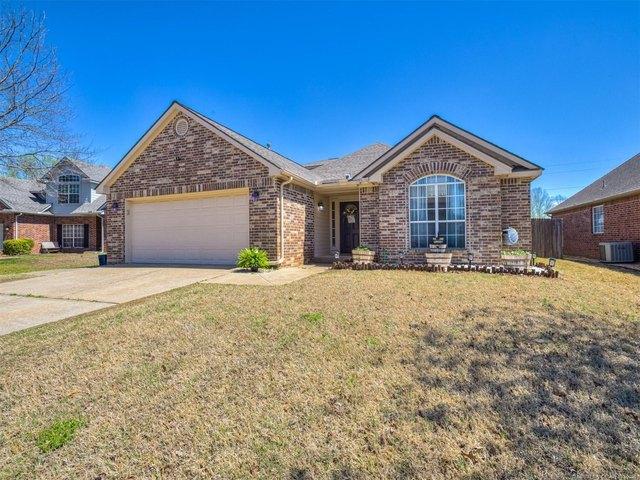 House for sale in Jenks, Oklahoma