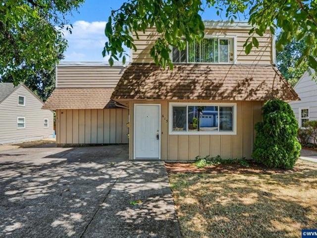House for sale in Oregonia