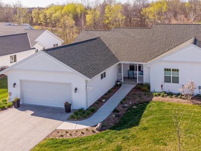 Condo for sale in Elkhart Lake, Wisconsin