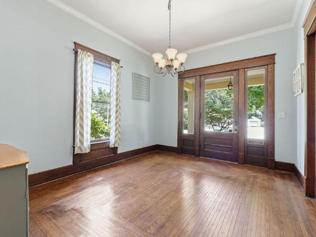 House for sale in Mayfield, Kentucky