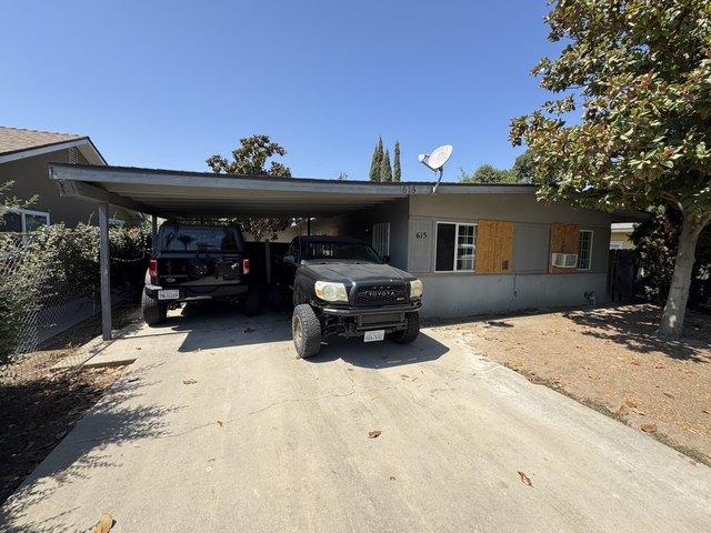 House for sale in Packwood Creek Estates, Visalia
