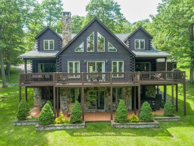 House for sale in Garrett, Maryland